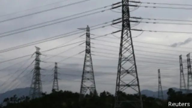 د دغې ۱۲۷۰ کیلومتره کرښې څخه ۵۶۳ کیلومتره یې د افغانستان له خاورې تیریږي، چې په کال کې به شاوخوا اتیا میلیونه ډالره د ترانزیت له پلوه افغانستان ته ورکول کیږي.