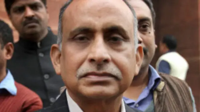 देवयानी के पिता उत्तम खोबरागड़े