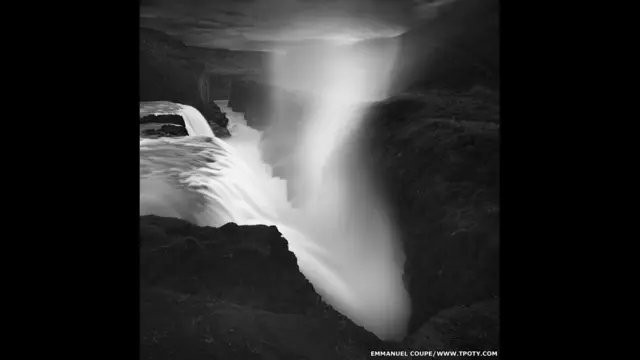 ’واحد تصویر‘ کے سیکشن میں فرانس کے ایمینئل کوپ کو بلیک اینڈ وائٹ تصاویر کے زمرے میں پہلے ایوارڈ سے نوازا گیا۔ 