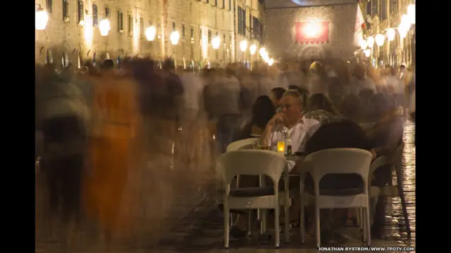 نوجوان سفری فوٹوگرافر برائے 2013 کا ایوارڈ ڈنمارک سے تعلق رکھنے والے 14 سالہ جونتھن رائےسٹرام کو دیا گیا۔ 