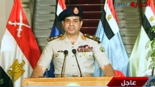 El jefe del Ejército, Abdul Fatah al Sisi, en alocución el 3 de julio