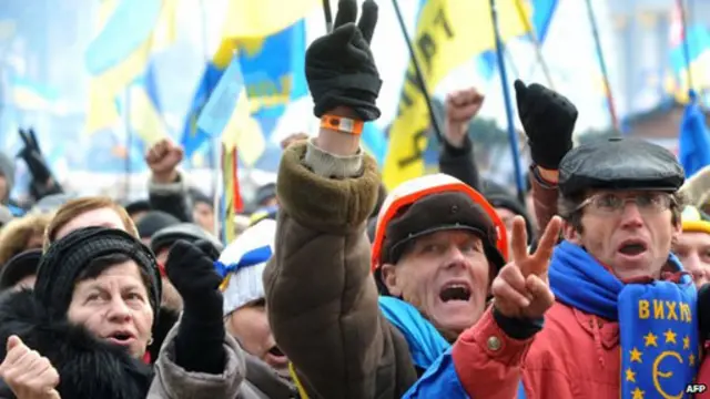 基辅连续发生大规模抗议示威