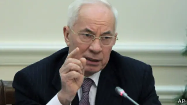 Николай Азаров 