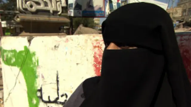 فايزة تقول إن المرأة اليمنية قدمت الكثير من التضحيات