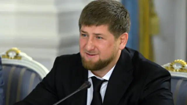 د چیچنیا روسي پلوه مشر رمضان قادروف وايي دا خبره سمه نه ده چې ګواکې چیچنیايي ځواکونه د اوکرایین په ختیځ کې فعالیت کوي. 