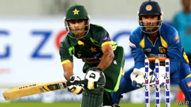 پاکستان کے نقطہ نظر سے سب سے خوشی کی بات سنچری کی شکل میں محمد حفیظ کے برے دنوں کا خاتمہ تھا