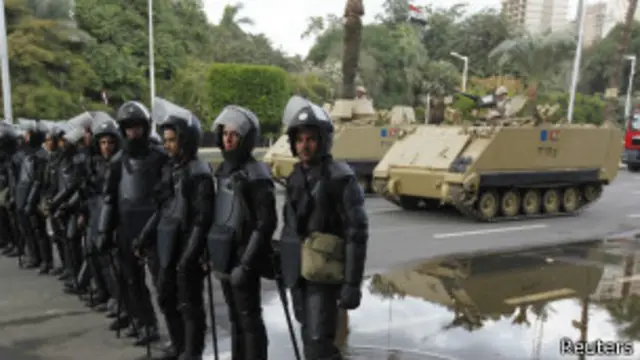 أطاح الجيش بمرسي في يوليو/تموز عقب احتجاجات ضد حكمه