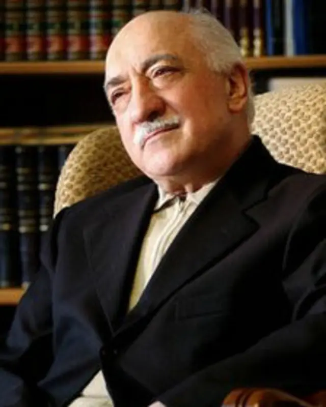 طرح فتح الله غولن نفسه صاحب مشروع إسلامي معتدل