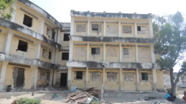 Maktabadda waxay ku burburtay dagaalladii sokeeye