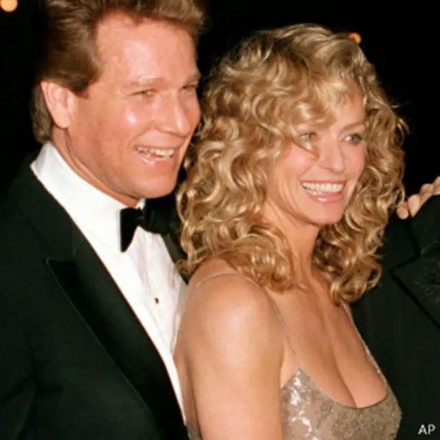 奥尼尔与福塞特（右）在纽约出席活动（1989年）