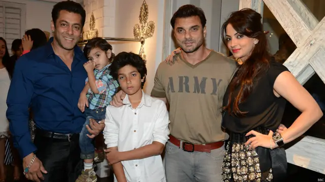 सुज़ैन रोशन