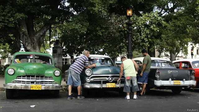 Autos en Cuba