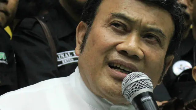 Sebelum musisi Rhoma Irama "melahirkan" dangdut, Mashabi dan generasinya telah meramaikan kancah musik melayu modern pada 1950-1960 – yang kelak disebut cikal bakal musik dangdut.