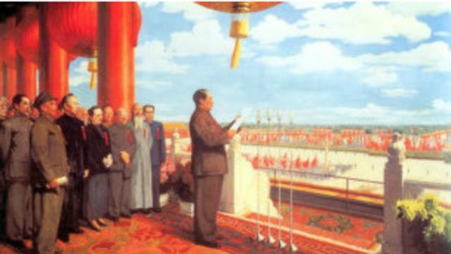 毛泽东“身边的人”看到了从天安门城楼向群众挥手后下来的毛泽东。