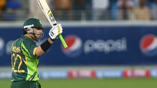 کپتان مصباح الحق نے نصف سنچری سکور کی۔