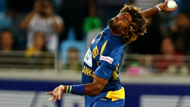 ملنگا صرف ایک وکٹ حاصل کر سکے انھوں نے شرجیل کو ایل بی ڈبلیو کیا۔