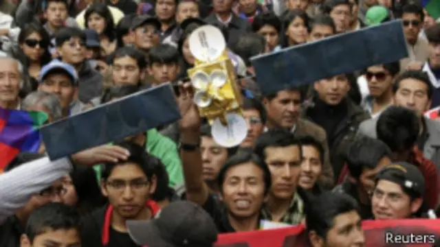 “图帕克•卡塔里”模型