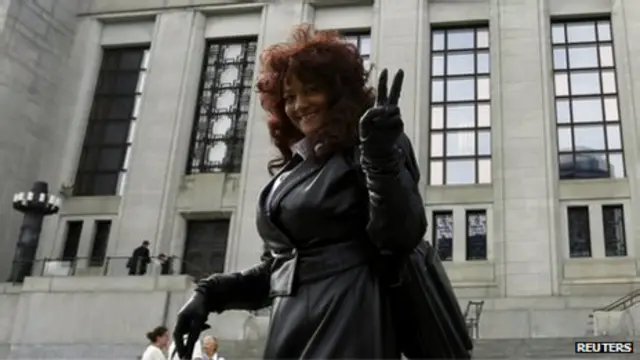 تریژان بدفورد یکی از سه روسپی بوده که علیه قانون کانادا شکایت کرده است