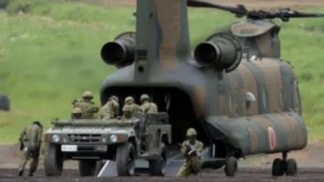 مارتین پیشنس، خبرنگار بی‌بی‌سی می‌گوید بیم آن می‌رود که بی‌اعتمادی دوجانبه به یک مسابقه تسلیحاتی در منطقه دامن بزند