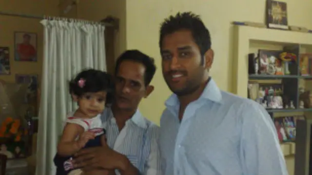 नरेंद्र धोनी