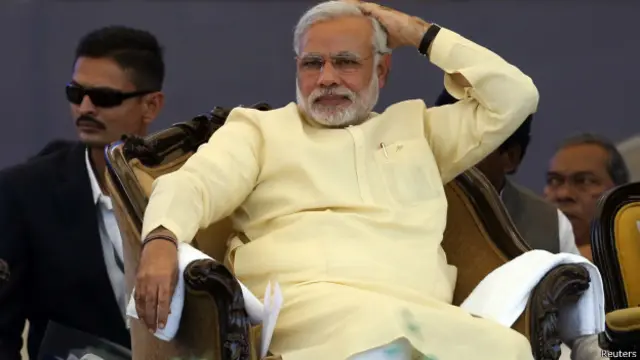 नरेंद्र मोदी