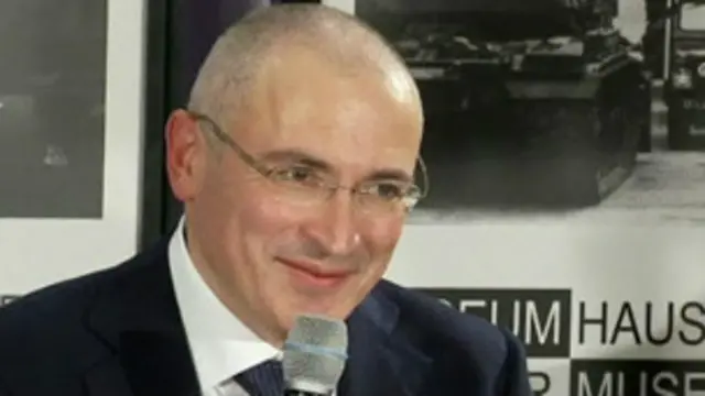 Khodorkovsky trong cuộc họp báo ở Berlin