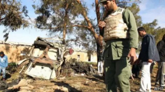 اس حملے میں خود کش بمبار نے دھماکہ خیز مواد سے لدھا ایک ٹرک استعمال کیا