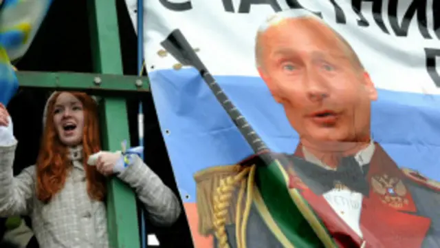 Putin bị coi như Nga hoàng ở Ukraine