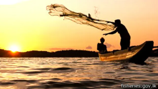 'තහනම් ධීවර ආම්පන්න භාවිත කරන ශ්‍රී ලාංකික ධීවරයන්ද අත්අඩංගුවට'