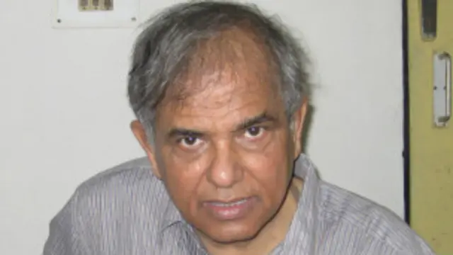 प्रोफ़ेसर अमिताभ कुंडू