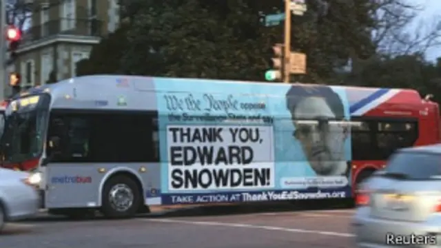 قال المتعاقد السابق مع وكالة الأمن القومي الأمريكية إدوارد سنودن، الذي كشف تفاصيل برامج تجسس الكترونية أمريكية، إنه أنجز المهمة التي أراد أن يقوم بها.