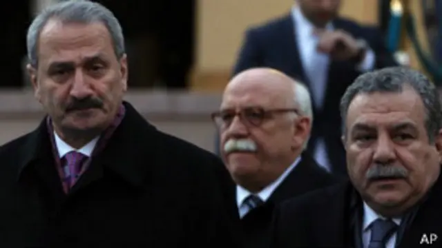 Gülen və Cağlayan