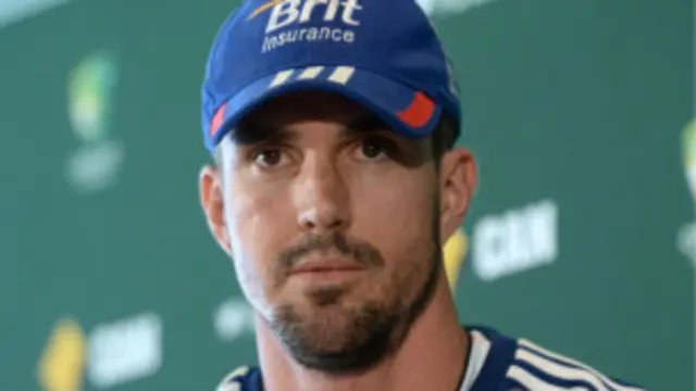 کیون پیٹرسن نے انگلینڈ کی جانب سے ٹیسٹ کرکٹ میں سب سے زیادہ رنز بنائے ہیں