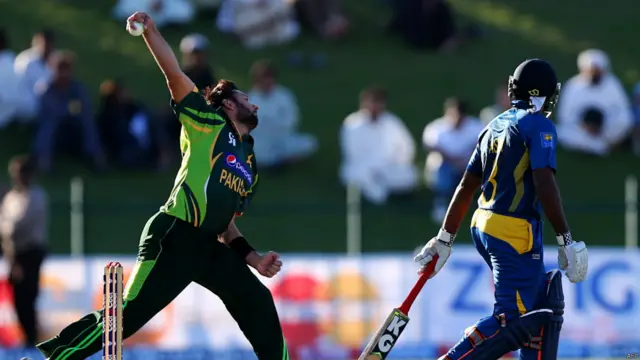 اسہان پرئینجن نے چوہتہر رن بنائے اور ایک اچھی اننگز کھیلی۔