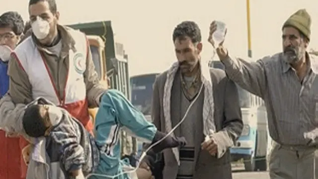 نمایی از فیلم بم، شهر بی دفاع ساخته میترا منصوری