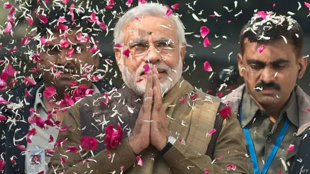 नरेंद्र मोदी