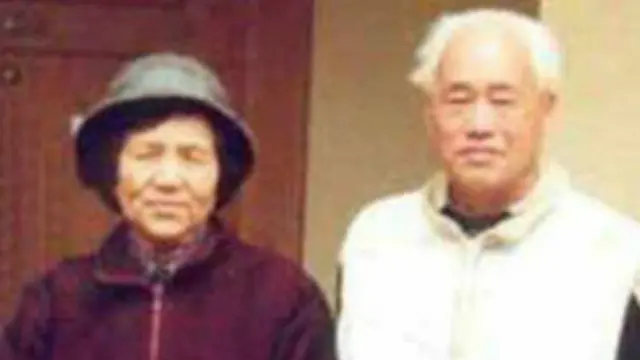 趙紫陽梁伯琪夫婦合影