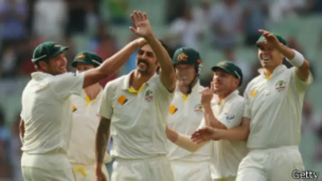 آسٹریلیا میں جاری ایشز سیریز میں میزبان ٹیم کو مہمان ٹیم کے خلاف تین صفر کی فیصلہ کن برتری حاصل ہے