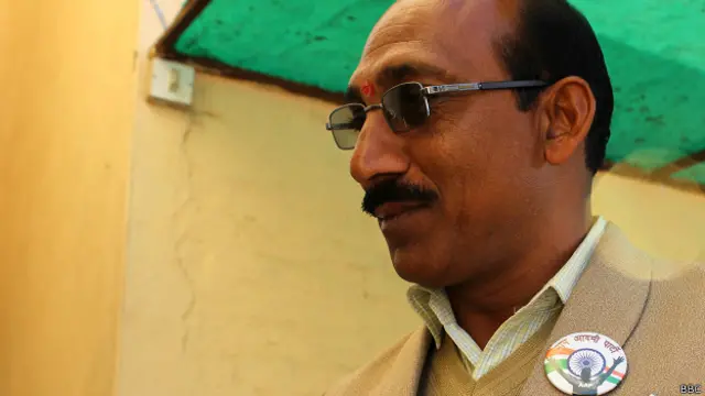 दलजीत शर्मा, भूतपूर्व सरपंच खेड़ा, केजरीवाल का गांव