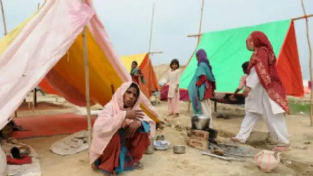 توفي العديد من الأطفال فيمخيمات اللاجئين في مظفربغر جراء البرد القارس