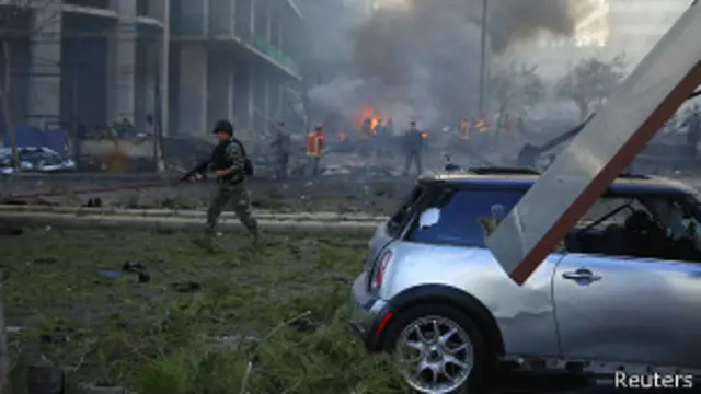 Место взрыва в Бейруте