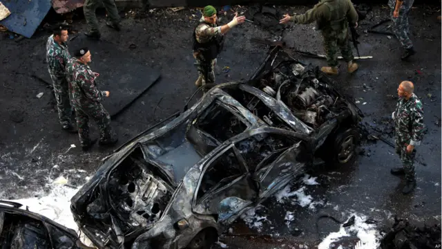 شهد لبنان في الشهور الأخيرة سلسلة تفجيرات في ظل تصاعد التوتر الطائفي على خلفية الحرب في سوريا المجاورة.