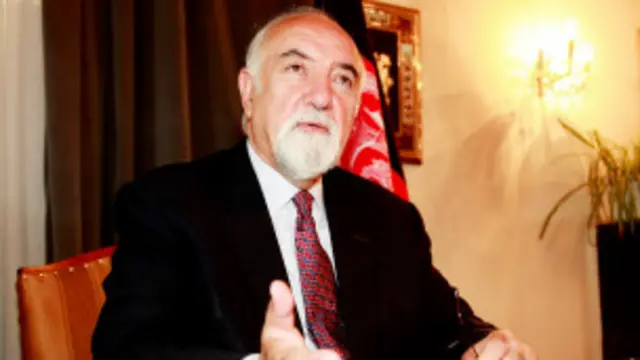 ښاغلي ارسلا وویل ده او ګل اغا شیرزي د ټاکنیزو منډو ترړو لپاره یو ایتلاف جوړ کړی.