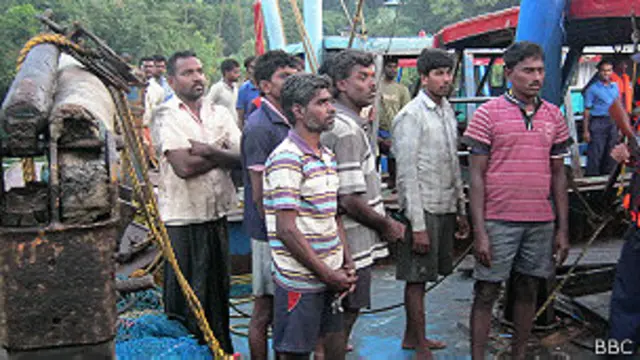 ඉන්දියානු ධීවරයෝ ත්‍රිකුණාමලයේ.