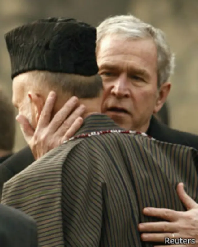 روابط آقای کرزی با جمهوری جورج بوش پسر دوستانه بود