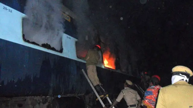 ट्रेन में लगी आग, बैंगलोर-नांदेड़ एक्सप्रेस