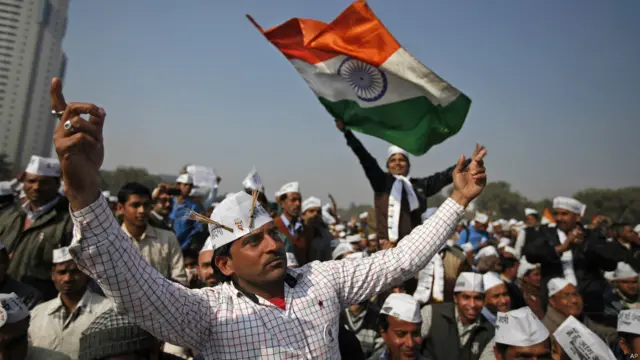 आम आदमी पार्टी, अरविंद केजरीवाल, शपथ ग्रहण समारोह, रामलीला मैदान, दिल्ली,