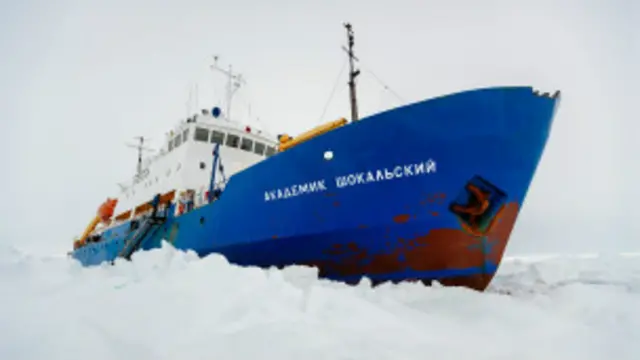 对南极遇险的俄罗斯邵哈斯基号科学考察船的第三次营救失败