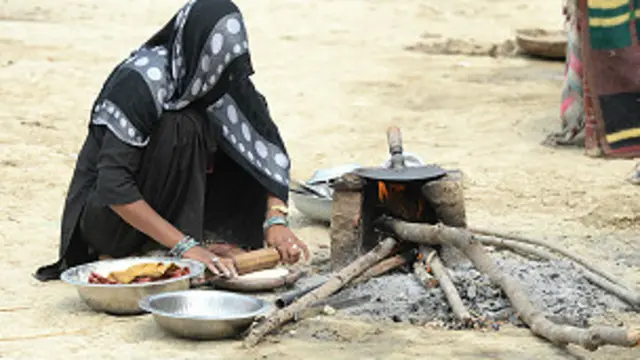 بلوچ آبادی والے علاقے میں خواتین پر تیزاب پھینکنے کے واقعات کا سلسلہ تین چار سال قبل سابق حکومت کے دور میں شروع ہوا