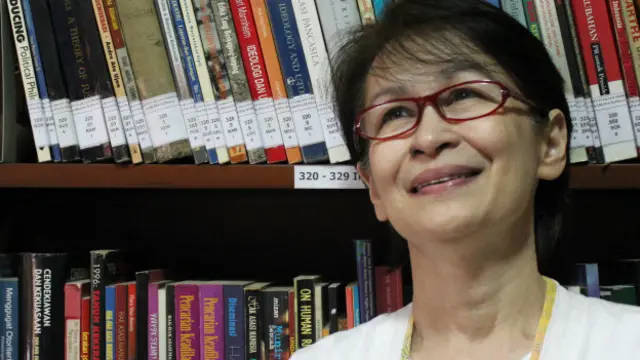 Karlina Supelli menawarkan pendekatan keseharian untuk mengubah masyarakat.